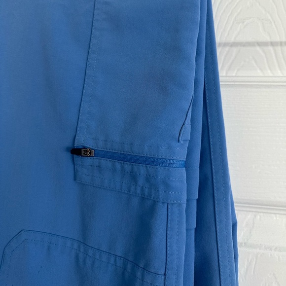 Figs 2pc Set Top&Pants - Picture 10 of 15